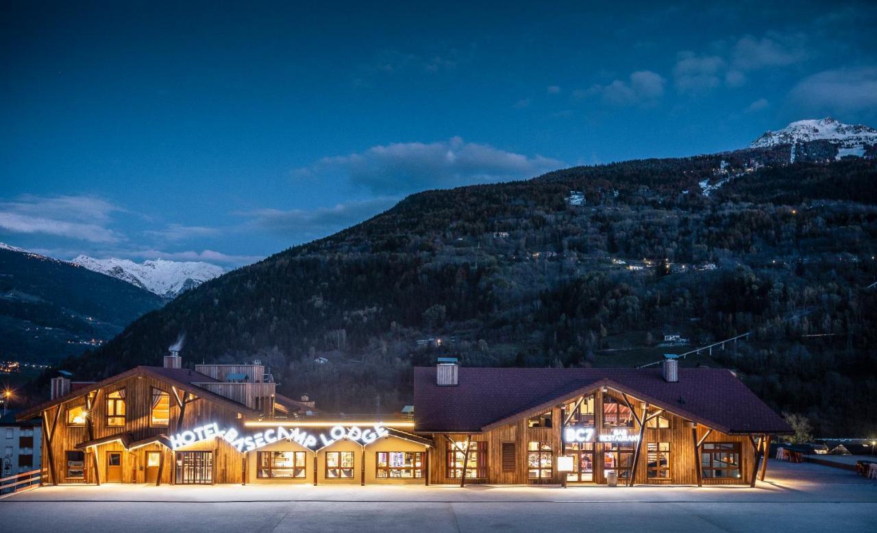 Hotel Base Camp Lodge - Bourg Saint Maurice Exterior photo
